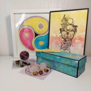 Mandala Mitsu Tomoe, une triade mondiale